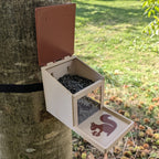 Squirrel feeder with seed reservoir - "La Canopée"