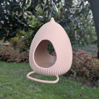Mangeoire à oiseaux à suspendre modèle "œuf" La Buse Qui File