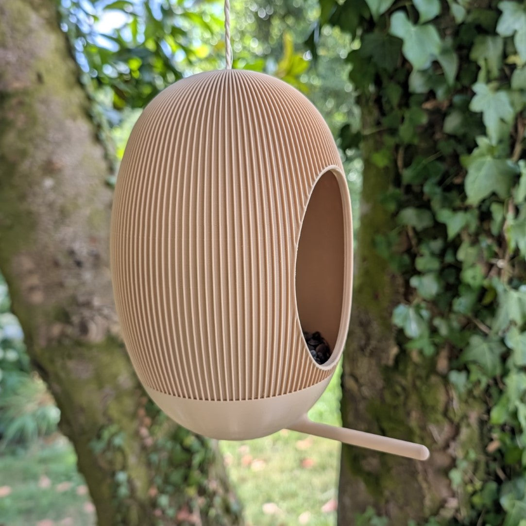 "La Cannelé" Hanging Bird Feeder
