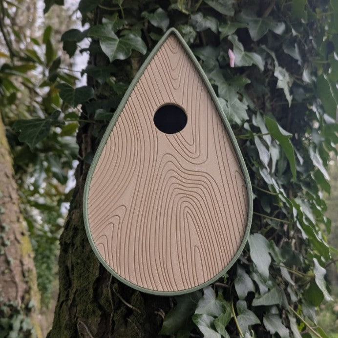 Nichoir à oiseaux modèle "La Larme" La Buse Qui File